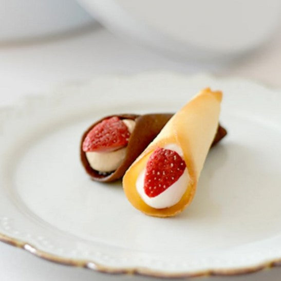 Audrey Glacia Strawberry Langue De Chat Assorted