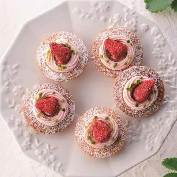 Ginza Rokumeikan Tute Strawberry Tartlet