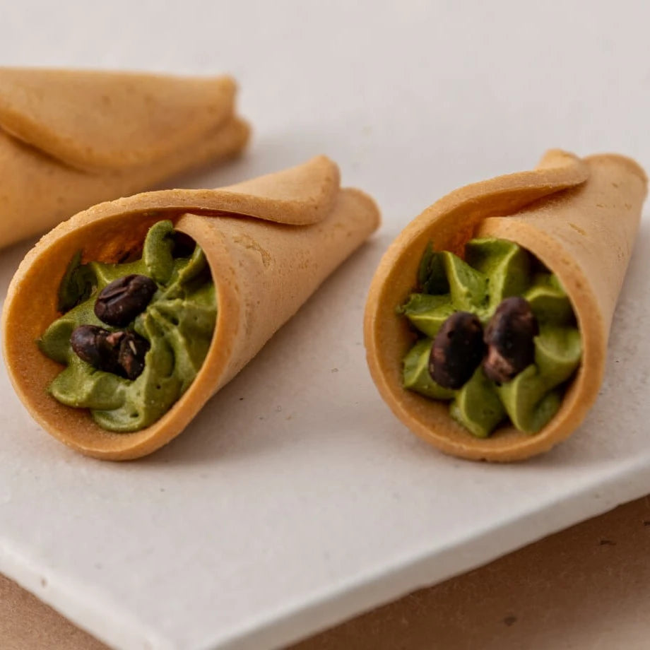 Sekiseika Green Tea Flower Pongee Rice Cracker