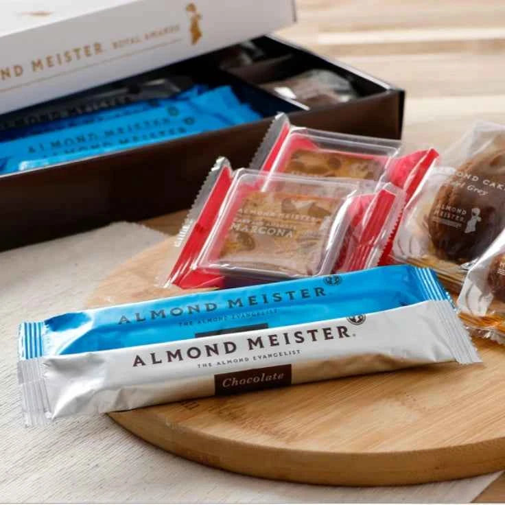 Almond Meister Cookie Cake Gift Set Seasonal
