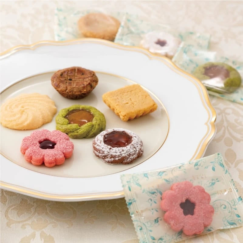 Atelier Ukai Petit Four Cookie
