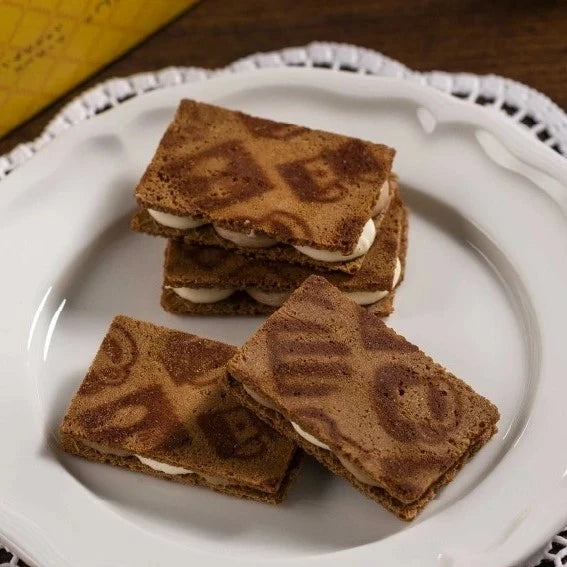 Kissakoi Tiramisu Chocolate Sandwich Cookie