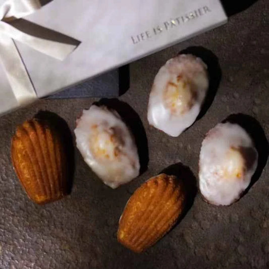 Life Is Patissier Lemon Glace Madeleine