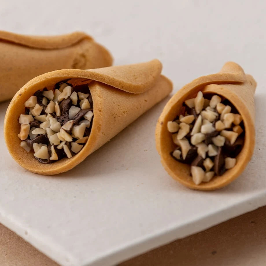 Sekiseika Chocolate Flower Pongee Rice Cracker