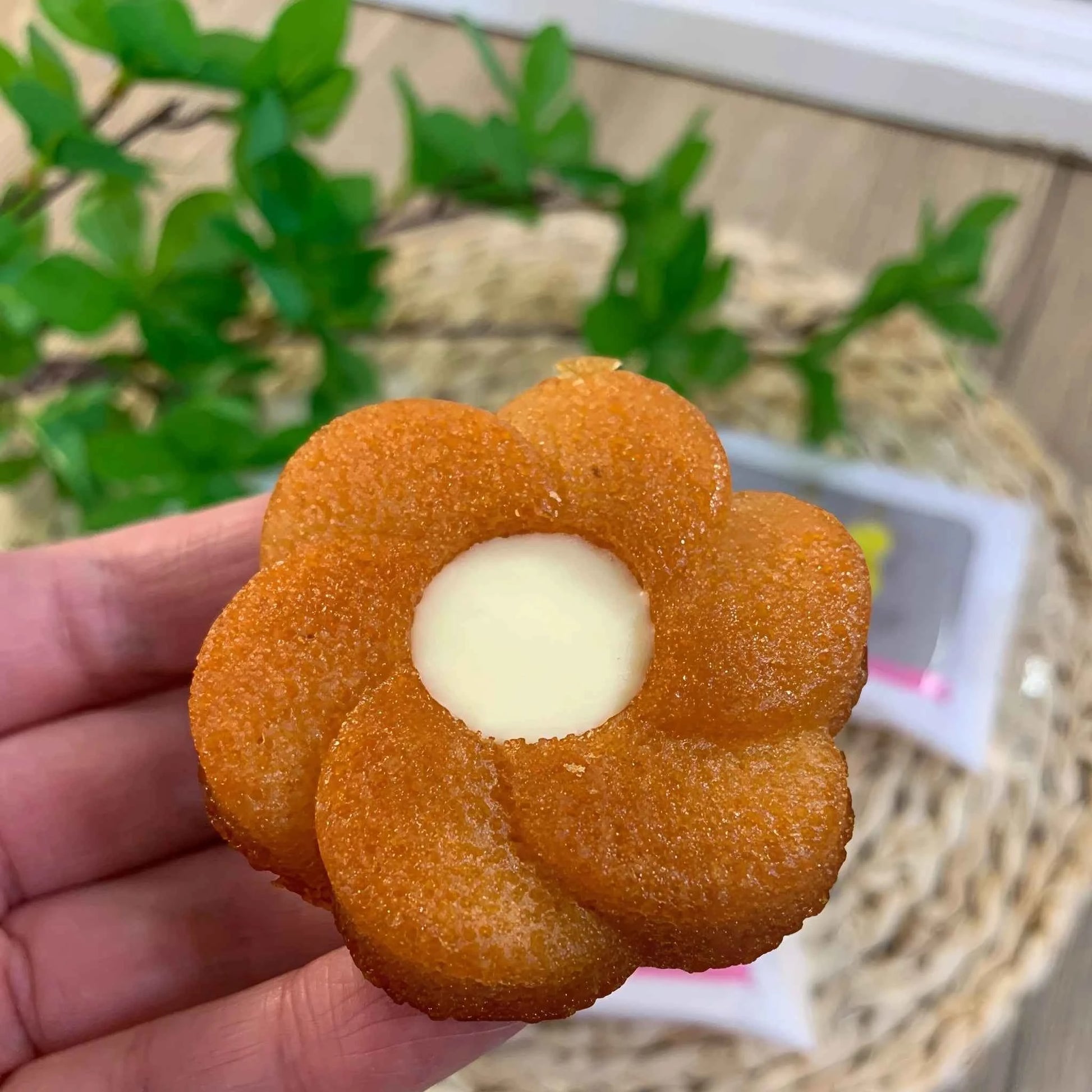 Tartine Dahlia Financier